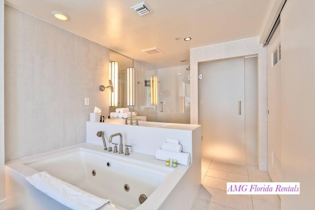 1 Bedroom With Ocean And City Views! Φορτ Λόντερντεϊλ Εξωτερικό φωτογραφία